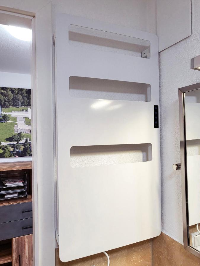 Zentrale Ferienwohnung In Aalen City Mit 4-Sternen Exterior photo