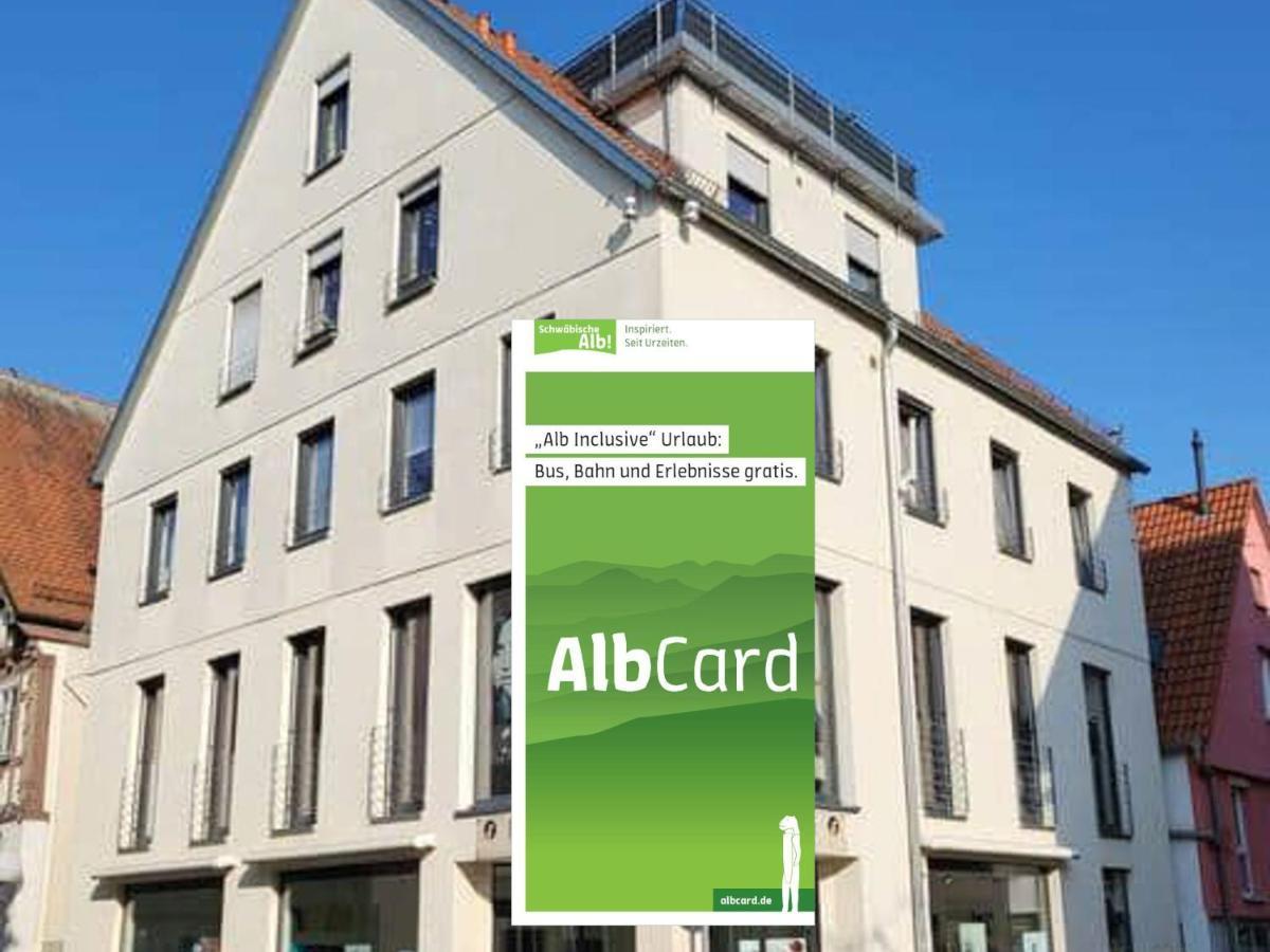 Zentrale Ferienwohnung In Aalen City Mit 4-Sternen Exterior photo