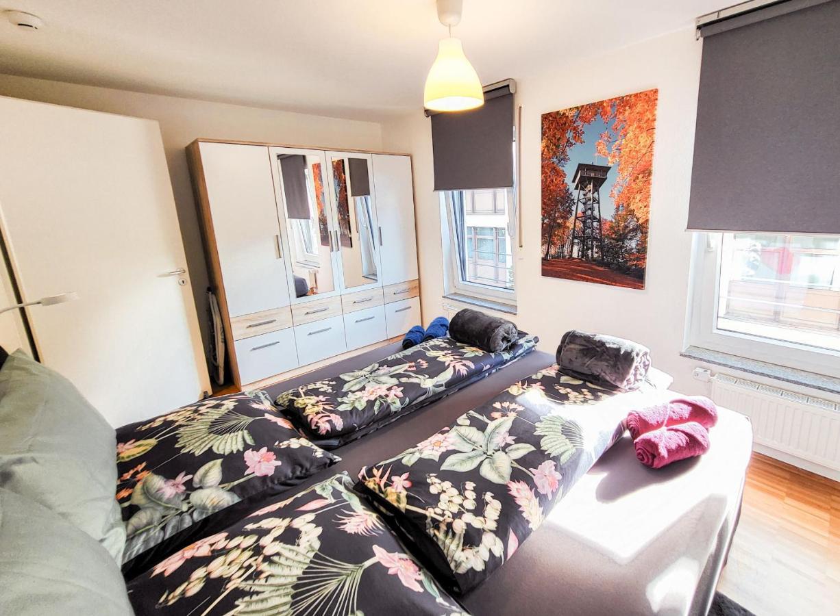 Zentrale Ferienwohnung In Aalen City Mit 4-Sternen Exterior photo